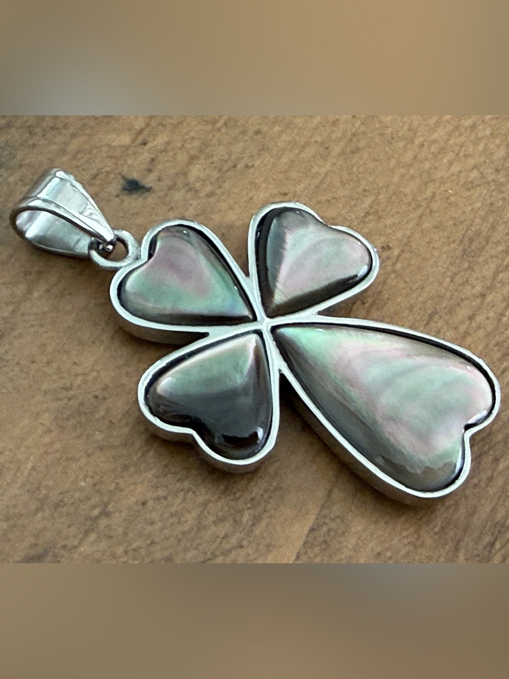 VINTAGE STAINLESS STEEL BLACK ABALONE SHELL HEART FOUR LEAF CLOVER PENDANT